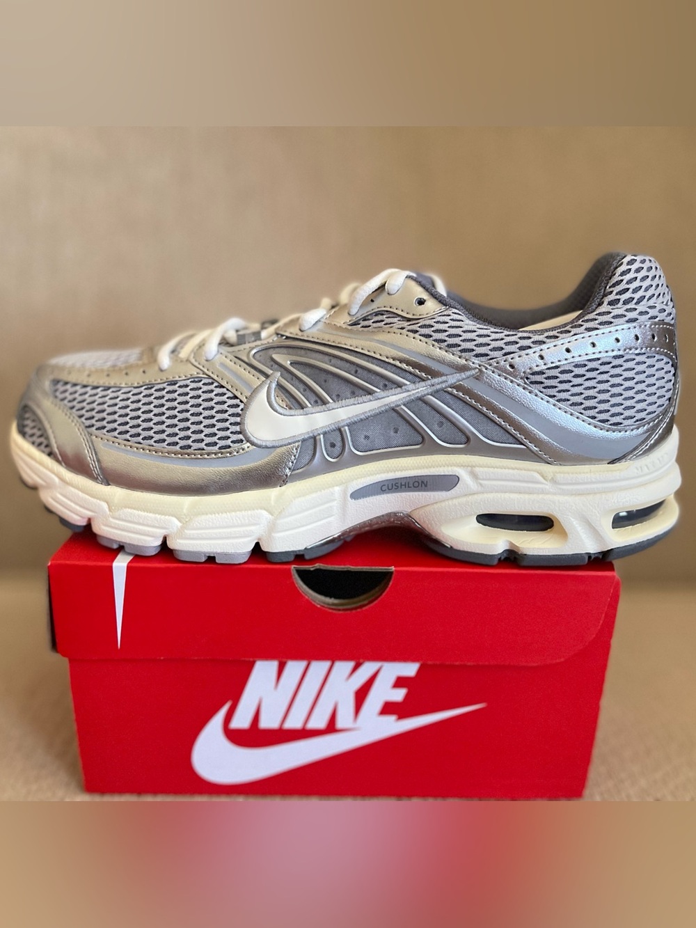 Nike Air Max Moto 2K Running Shoes Light Gray IQ7592-077 Men’s NEW